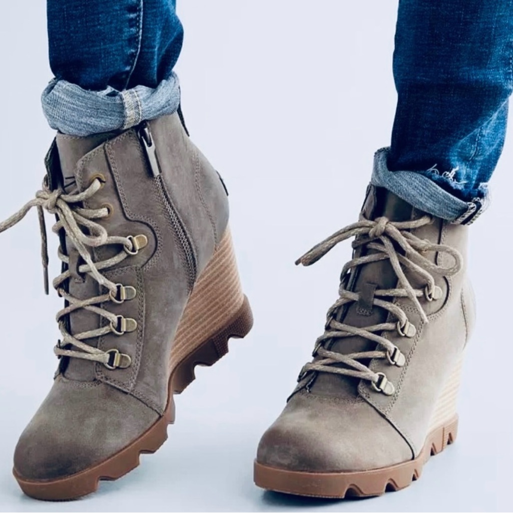 Sorel Joan Uptown Lace Boots Size 7.5